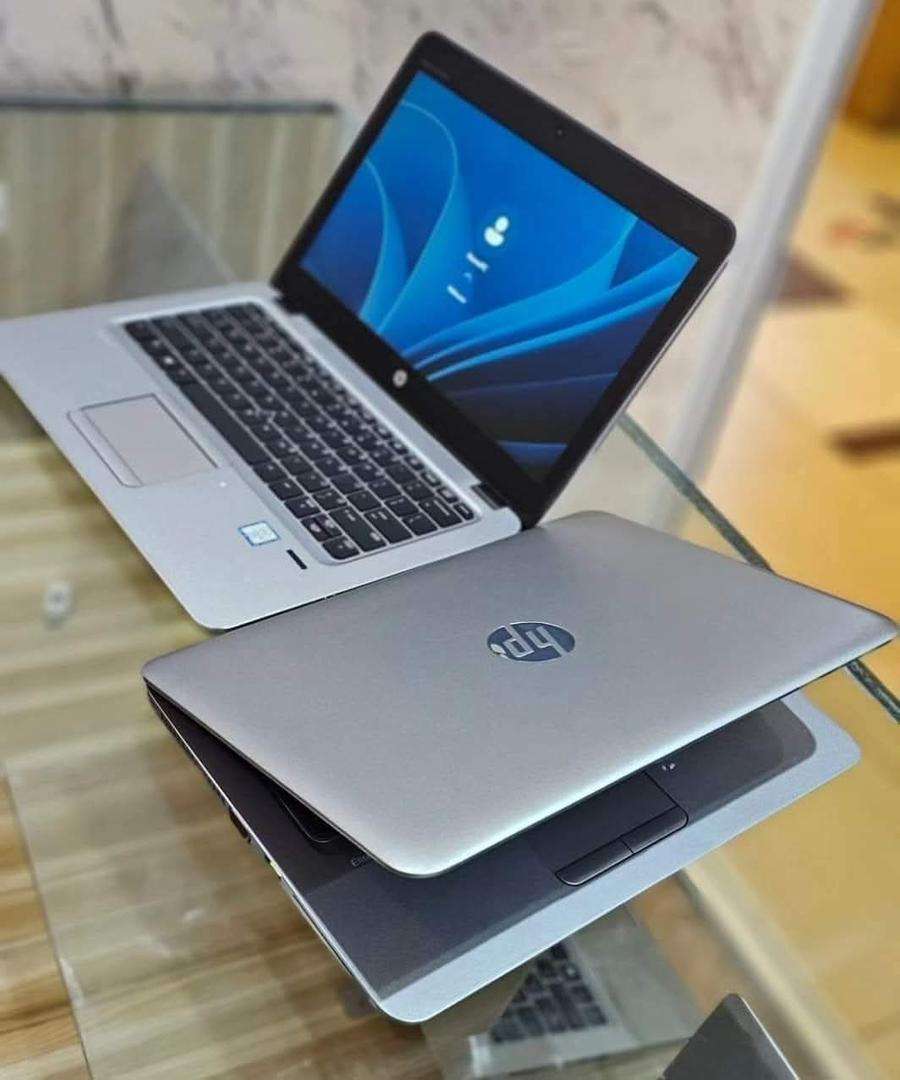Cheap Laptops  group picture