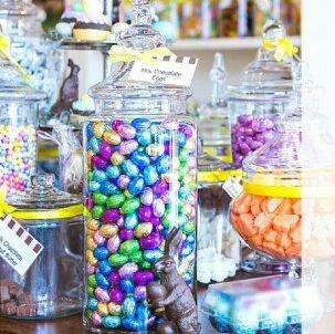 Yummi Gummie group picture